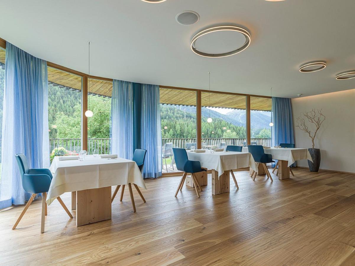 Relais & Chateaux In Lain Hotel Cadonau Brail Bagian luar foto