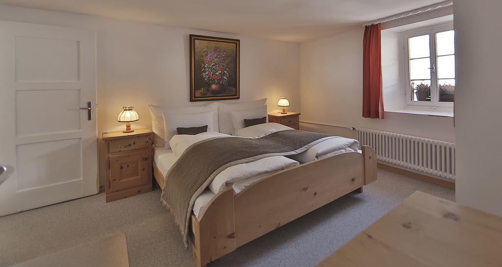 Relais & Chateaux In Lain Hotel Cadonau Brail Bagian luar foto