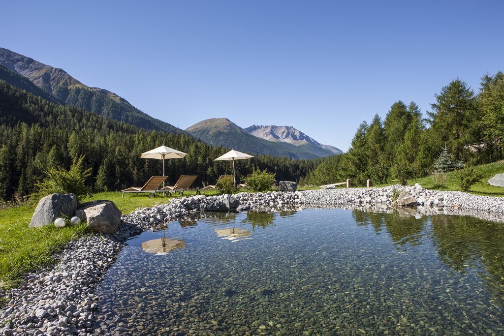 Relais & Chateaux In Lain Hotel Cadonau Brail Bagian luar foto