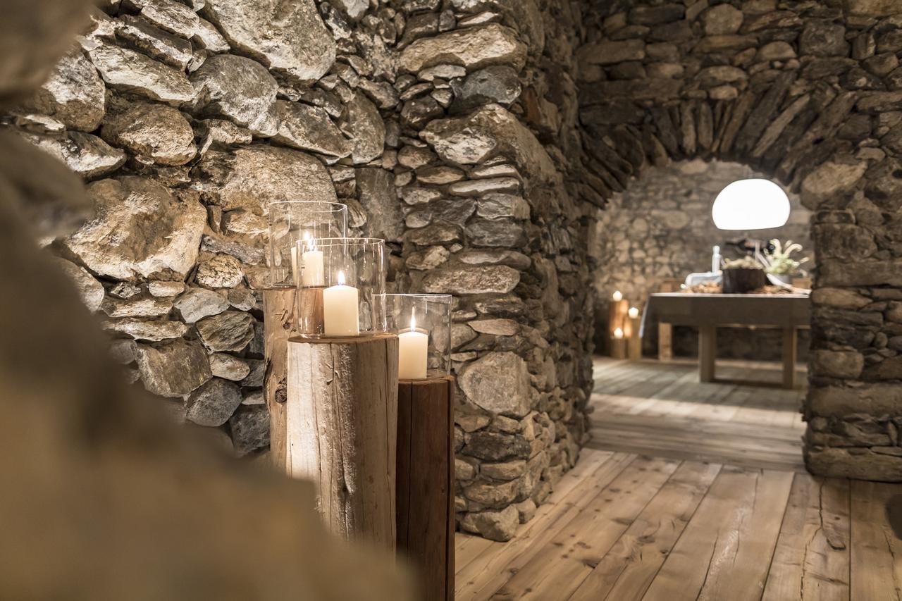 Relais & Chateaux In Lain Hotel Cadonau Brail Bagian luar foto