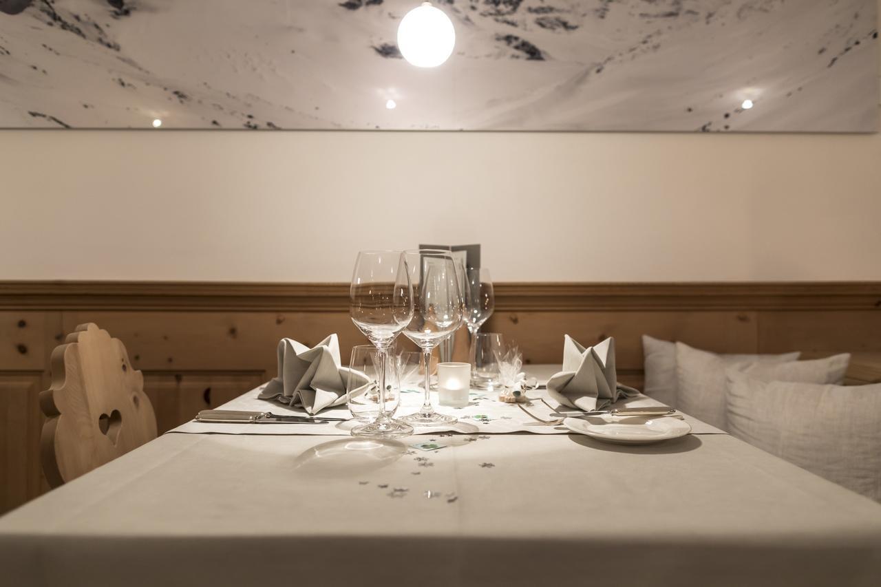 Relais & Chateaux In Lain Hotel Cadonau Brail Bagian luar foto