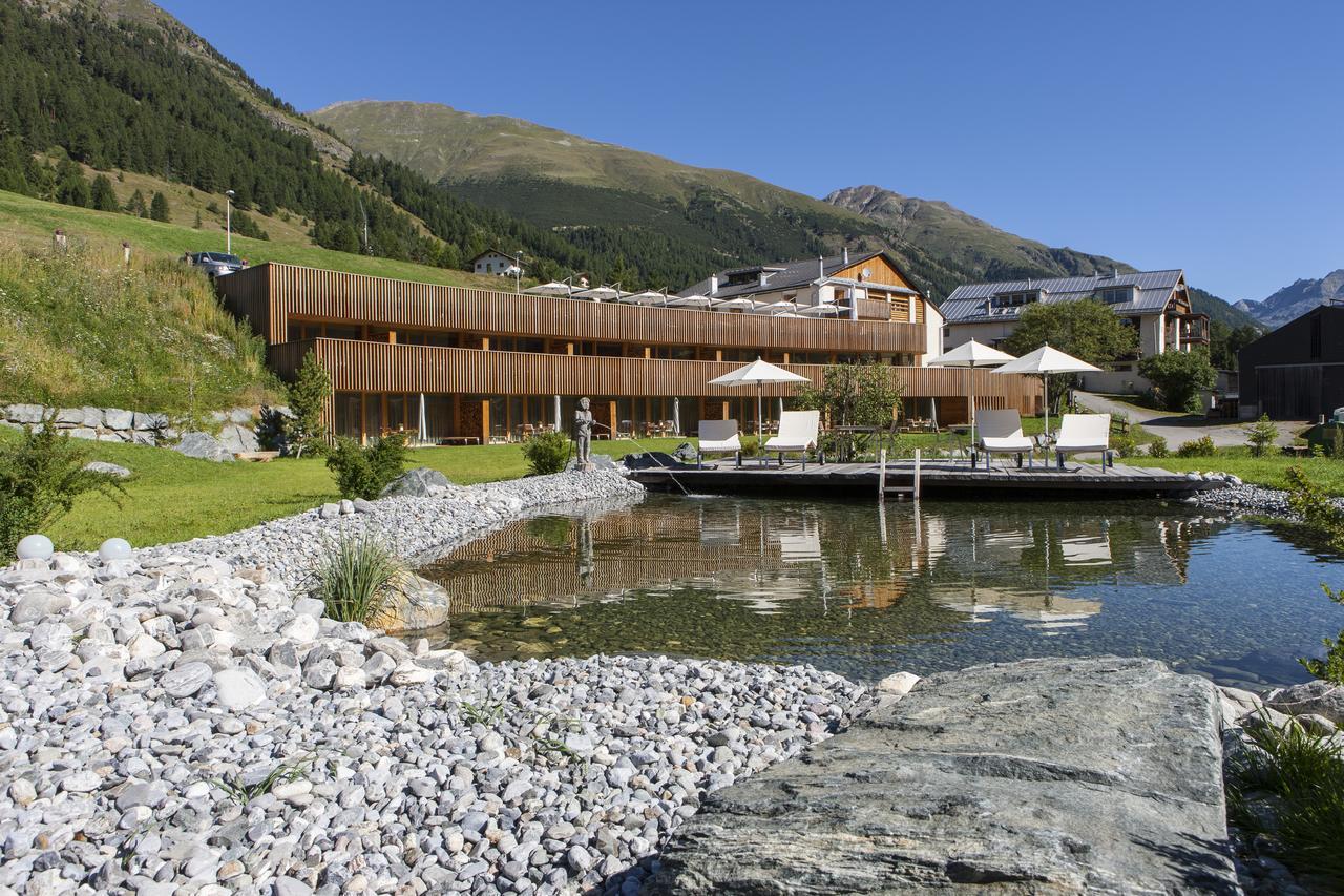 Relais & Chateaux In Lain Hotel Cadonau Brail Bagian luar foto