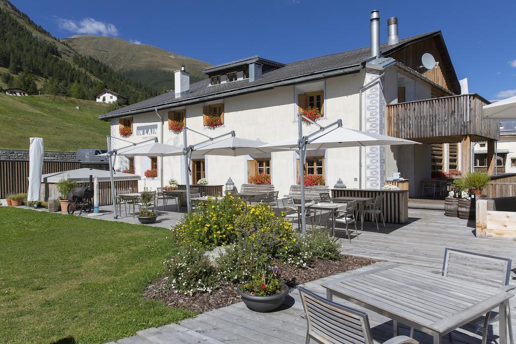 Relais & Chateaux In Lain Hotel Cadonau Brail Bagian luar foto